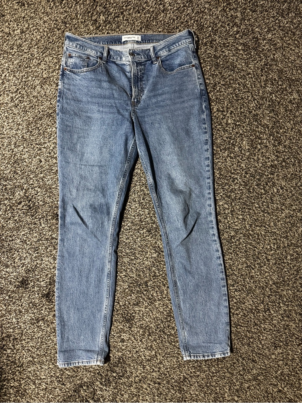 Abercrombie & Fitch High-Rise Light Blue Women’s Jeans